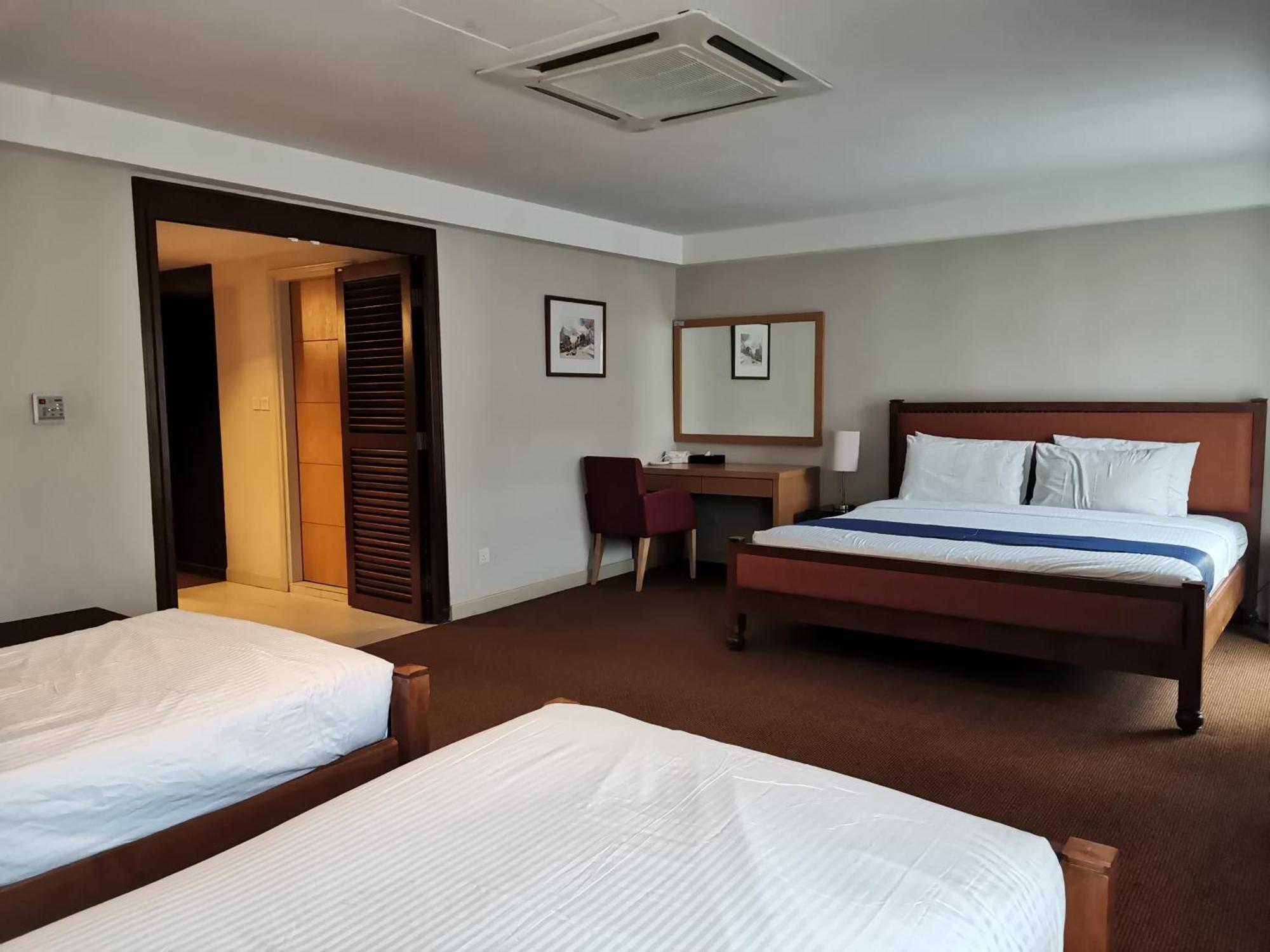 Hotel Seri Costa Malacca Exterior photo
