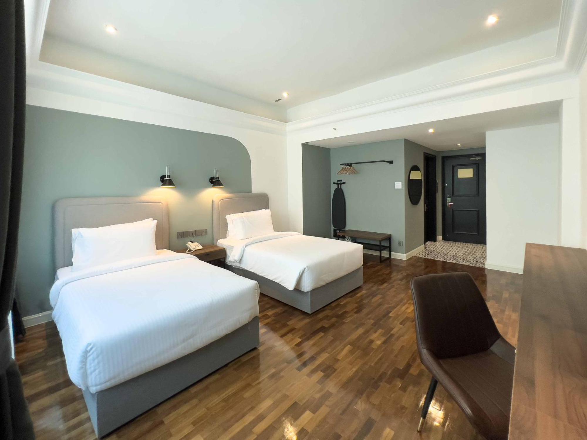 Hotel Seri Costa Malacca Exterior photo