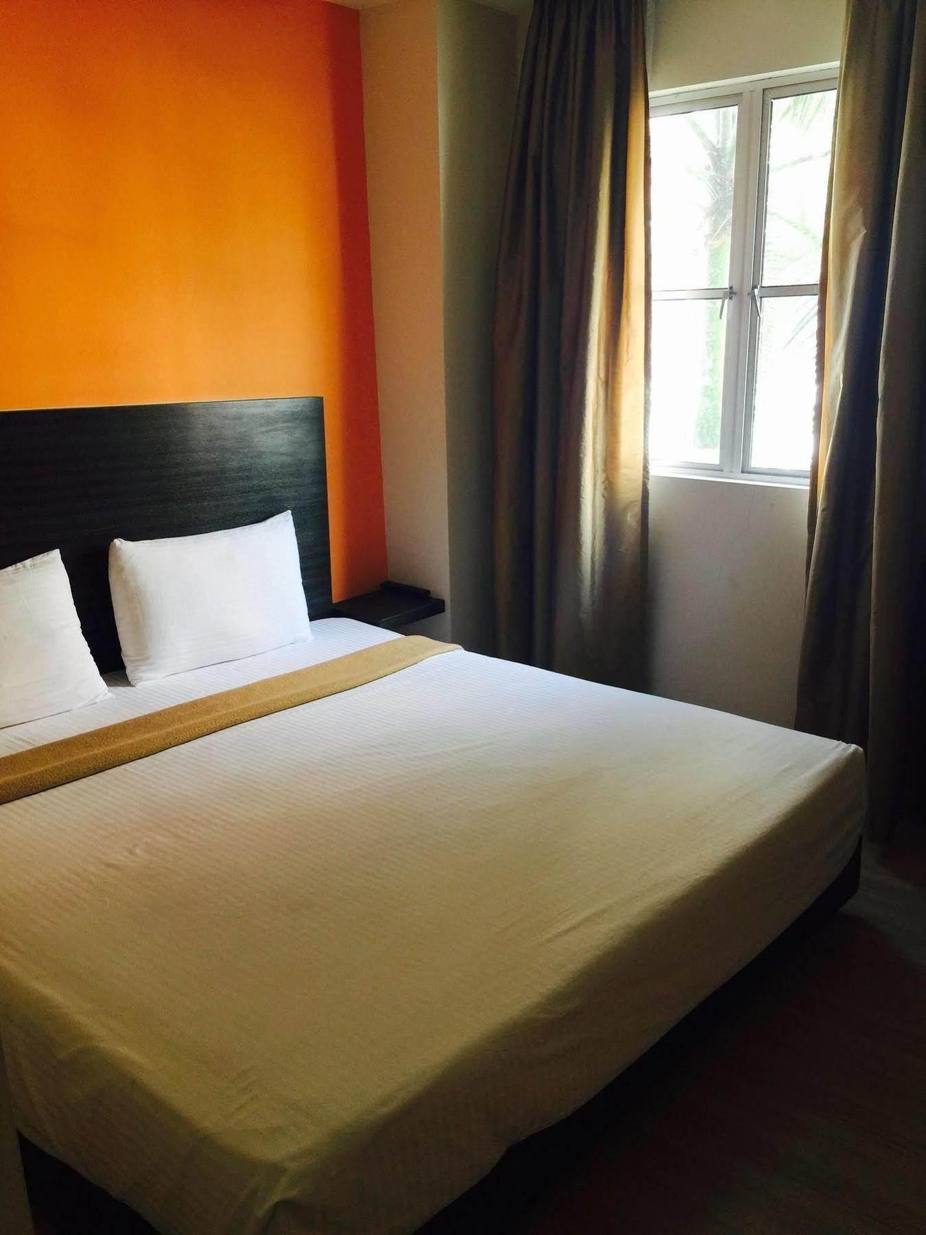 Hotel Seri Costa Malacca Exterior photo